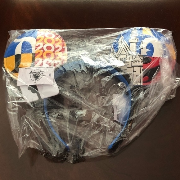 2021 Disneyland Mickey Mouse Ear Headband - Picture 7 of 7